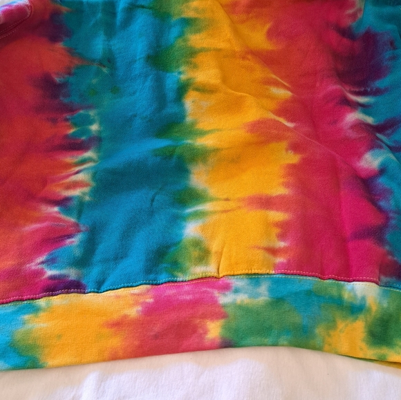 NWT Appalachian State University Tie Dye Sweatshirt. Unisex - Picture 3 of 9